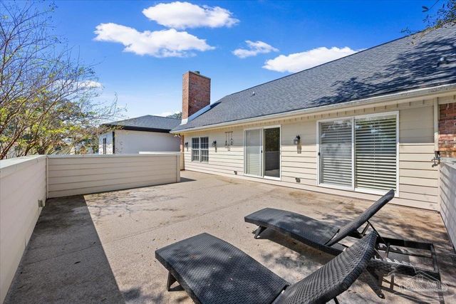 3343 Chantarene Dr, Pensacola, FL 32507