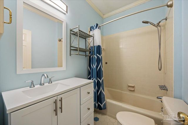 3343 Chantarene Dr, Pensacola, FL 32507