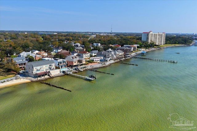 3343 Chantarene Dr, Pensacola, FL 32507