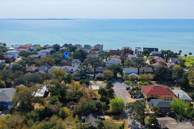 3343 Chantarene Dr, Pensacola, FL 32507