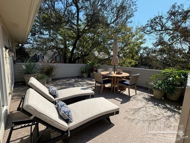 3343 Chantarene Dr, Pensacola, FL 32507