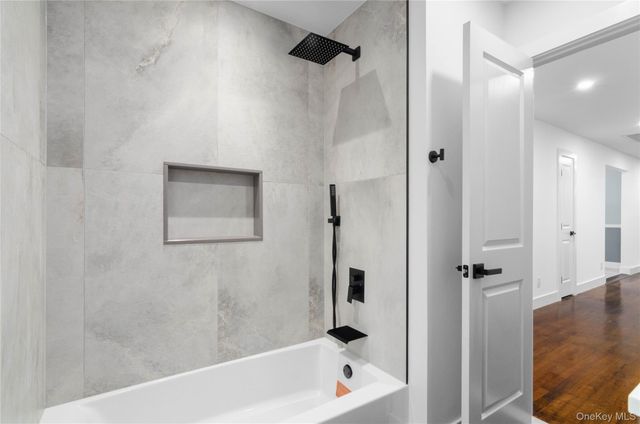 150 Remsen Road, Wading River, NY 11792