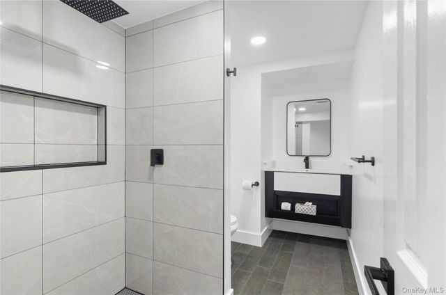 150 Remsen Road, Wading River, NY 11792