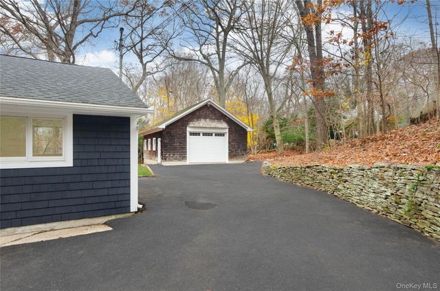 150 Remsen Road, Wading River, NY 11792