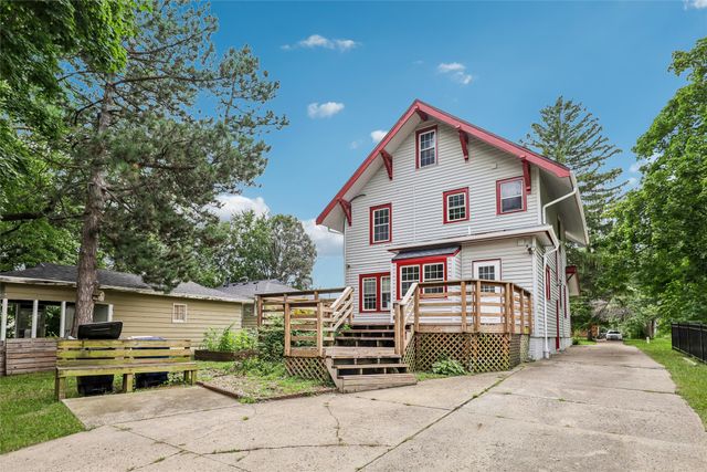 913 29th Street, Des Moines, IA 50312