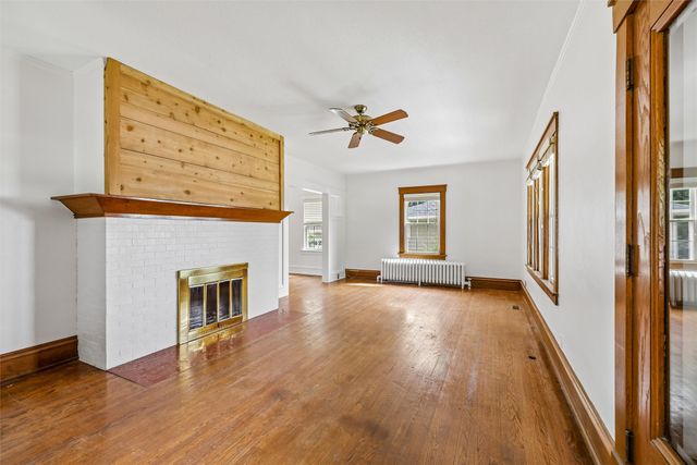 913 29th Street, Des Moines, IA 50312