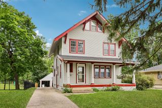 913 29th Street, Des Moines, IA 50312