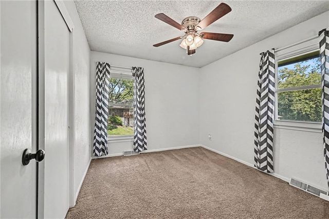 17009 E 3rd Terrace S, Independence, MO 64056