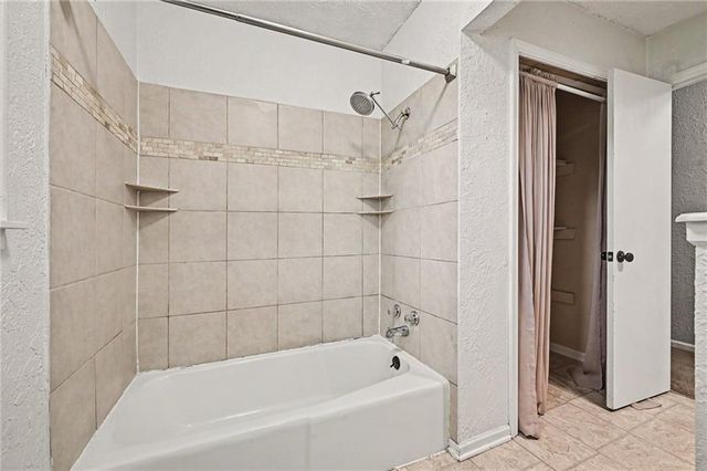 17009 E 3rd Terrace S, Independence, MO 64056