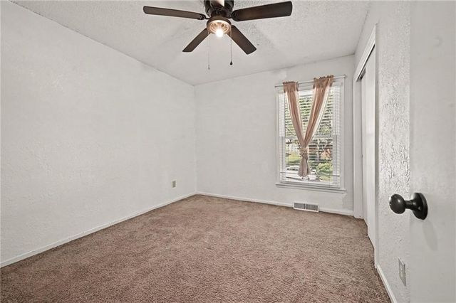 17009 E 3rd Terrace S, Independence, MO 64056