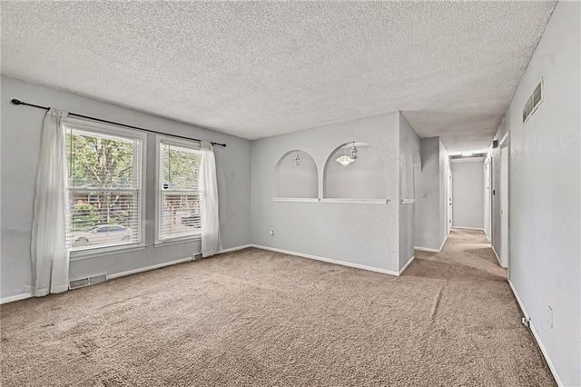 17009 E 3rd Terrace S, Independence, MO 64056