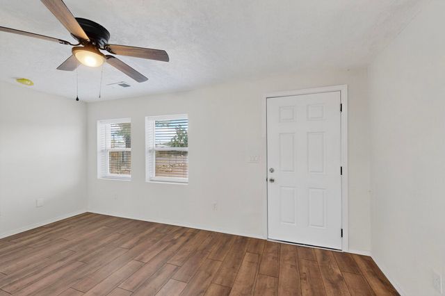 164 WILLOW Road NW, Albuquerque, NM 87107