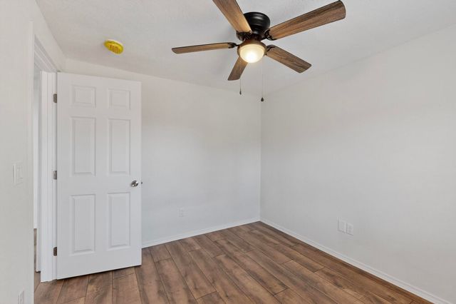 164 WILLOW Road NW, Albuquerque, NM 87107