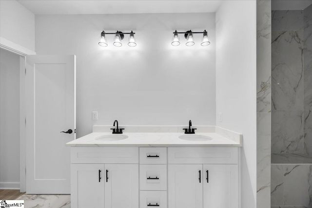 120 Lyman Avenue, Duncan, SC 29334