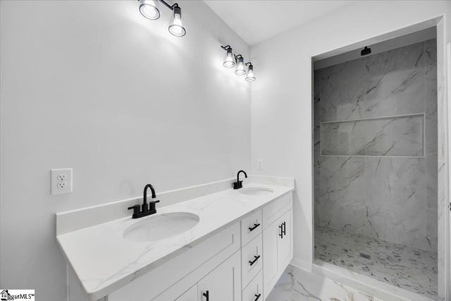 120 Lyman Avenue, Duncan, SC 29334