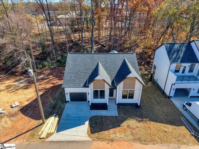 120 Lyman Avenue, Duncan, SC 29334