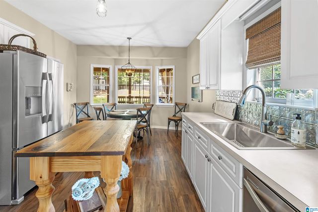 906 STONEWOOD ROAD, Helena, AL 35080
