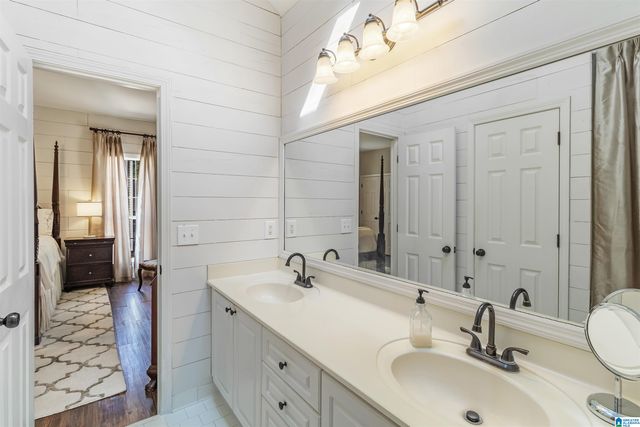 906 STONEWOOD ROAD, Helena, AL 35080