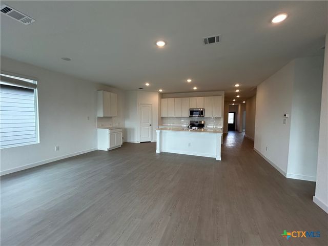 728 Horsetail Lane, New Braunfels, TX 78132