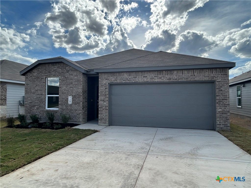 728 Horsetail Lane, New Braunfels, TX 78132