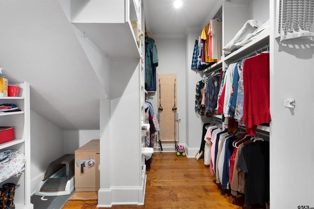 7391 Lake Pointe Cv, Tyler, TX 75703