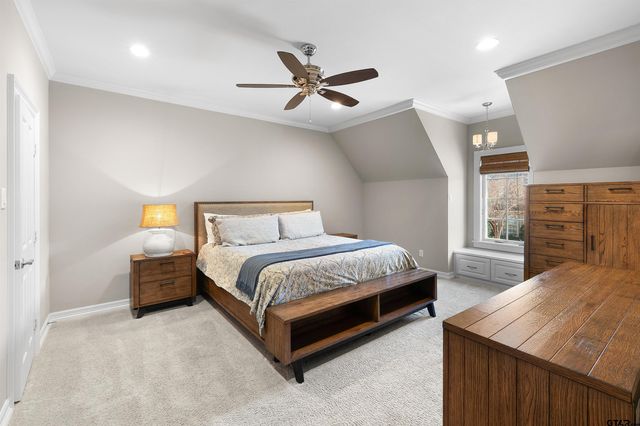 7391 Lake Pointe Cv, Tyler, TX 75703