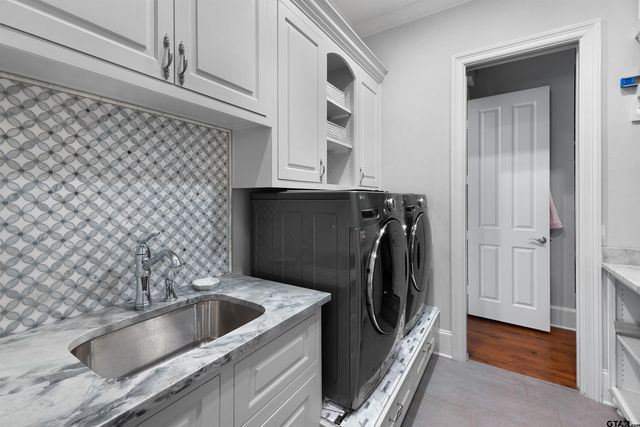 7391 Lake Pointe Cv, Tyler, TX 75703