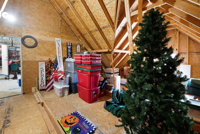 7391 Lake Pointe Cv, Tyler, TX 75703