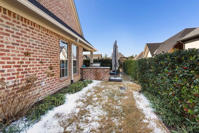 7391 Lake Pointe Cv, Tyler, TX 75703