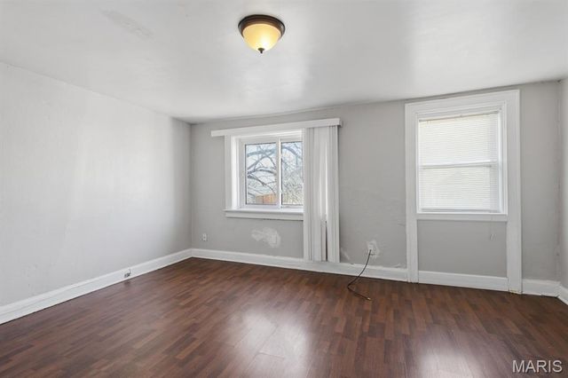 4707 Ray Avenue, St Louis, MO 63116