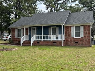 103 Crestwater Court, Louisburg, NC 27549