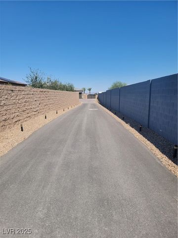8740 South Pioneer Way, Las Vegas, NV 89113