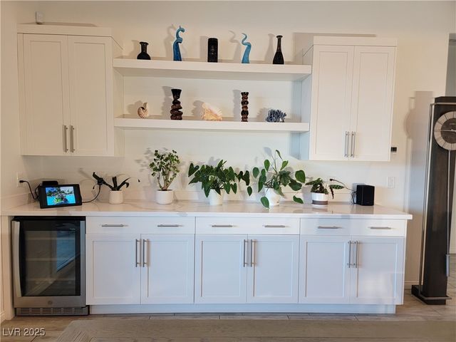 8740 South Pioneer Way, Las Vegas, NV 89113