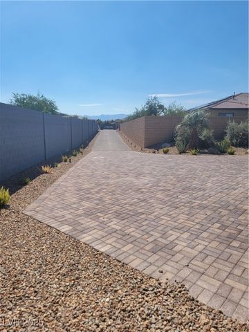 8740 South Pioneer Way, Las Vegas, NV 89113