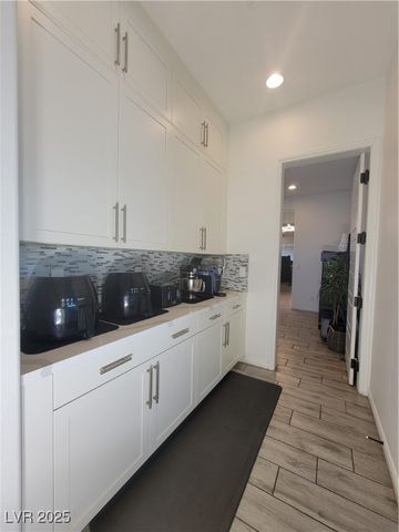 8740 South Pioneer Way, Las Vegas, NV 89113