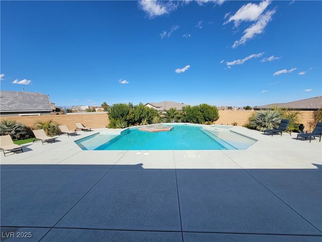 8740 South Pioneer Way, Las Vegas, NV 89113