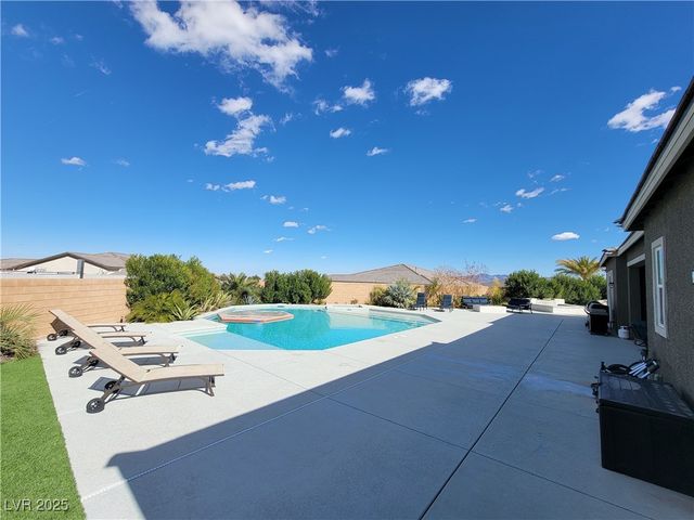 8740 South Pioneer Way, Las Vegas, NV 89113