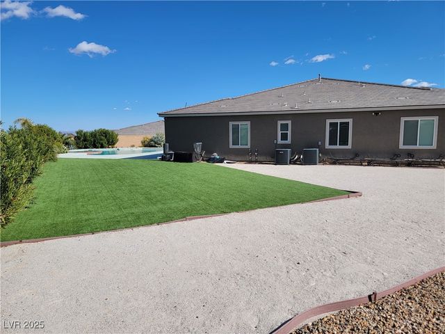 8740 South Pioneer Way, Las Vegas, NV 89113