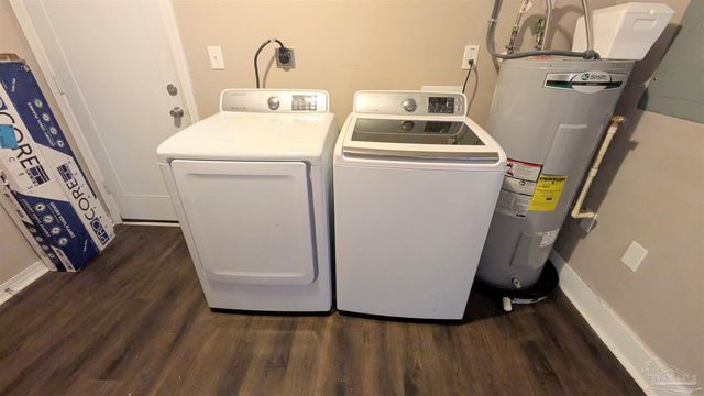 7524 Sandy Creek Dr, Pensacola, FL 32506