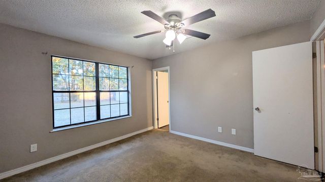 7524 Sandy Creek Dr, Pensacola, FL 32506