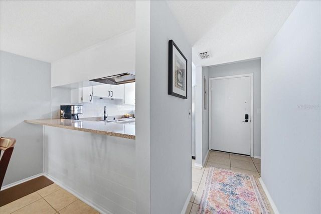 9209 SEMINOLE BOULEVARD 92, Seminole, FL 33772