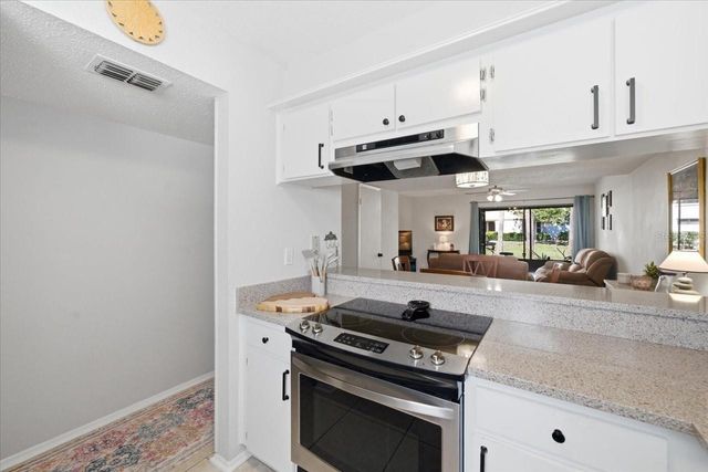 9209 SEMINOLE BOULEVARD 92, Seminole, FL 33772