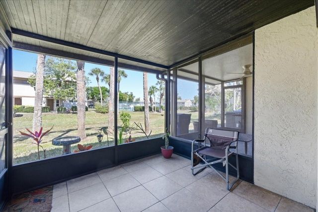 9209 SEMINOLE BOULEVARD 92, Seminole, FL 33772