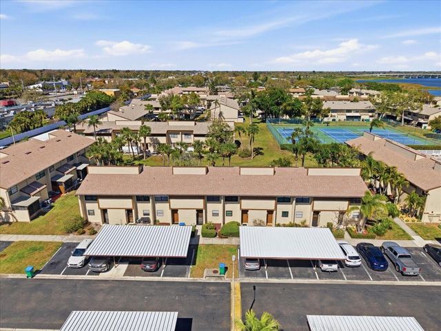 9209 SEMINOLE BOULEVARD 92, Seminole, FL 33772