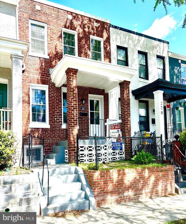 228 CROMWELL TER NE, Washington, DC 20002