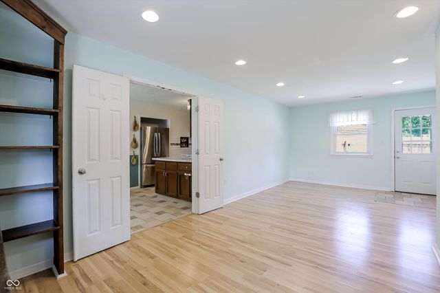 903 Sawmill Road, Whiteland, IN 46184