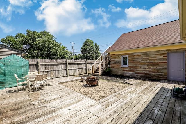 903 Sawmill Road, Whiteland, IN 46184