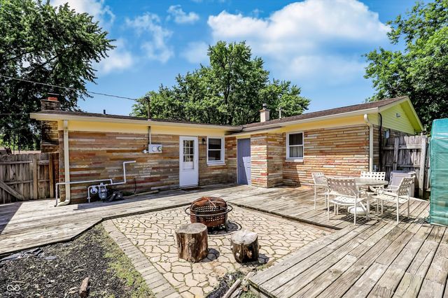 903 Sawmill Road, Whiteland, IN 46184