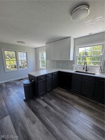 1835 Hickory Lane, Broadview Heights, OH 44147