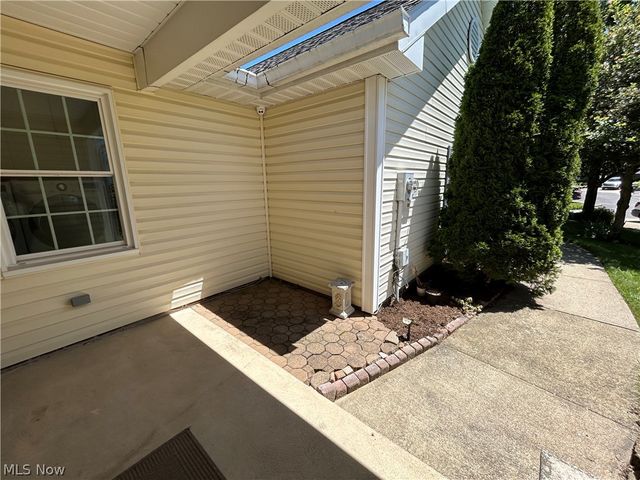 1835 Hickory Lane, Broadview Heights, OH 44147